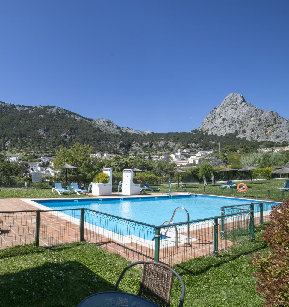 Todos los Hoteles Villas Turísticas de Andalucía disponen de piscina al aire libre
